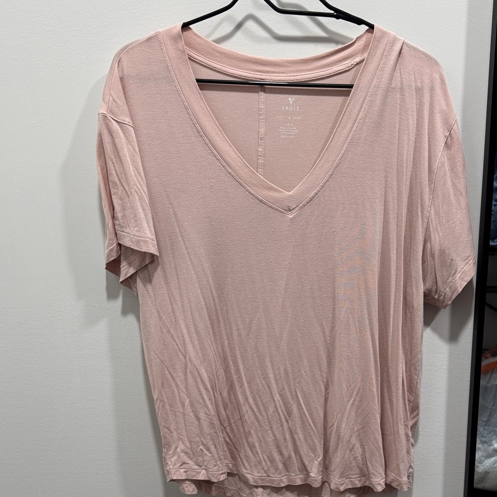 American Eagle  Women's Light Pink V-Neck Short Sleeve Tee